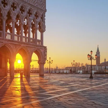 Parisi Venezia Aleardi 2 - Free Parking Apartament *